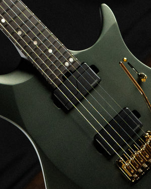 ēmi 6 // Legion // Bell Garden Green