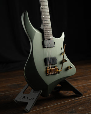 ēmi 6 // Legion // Bell Garden Green