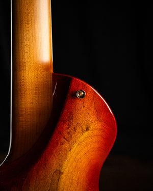 LARADA 8 // Master Series // Autumnburst Goldleaf