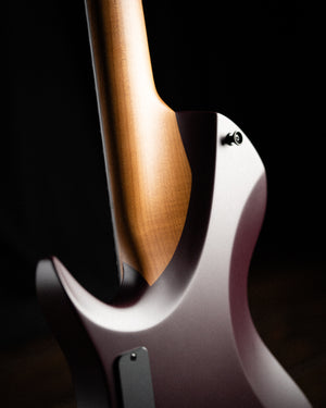 LARADA 8 // Master Series // Aubergine