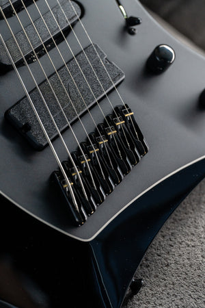 ĒMI 8 // MASTER SERIES // BLACK