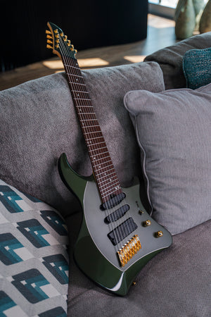 ĒMI 8 // MASTER SERIES // BELL GARDEN GREEN