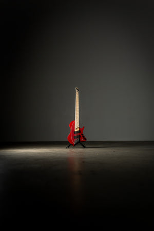 Larada 5 Bass // Master Series // Cayenne