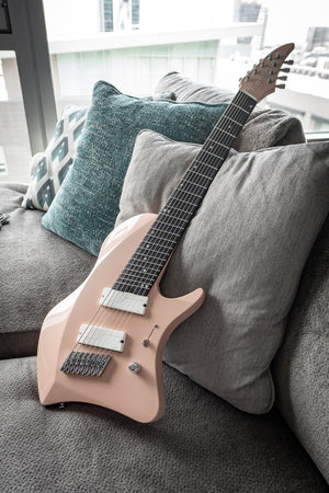 LARADA 8 // Master Series // Pink