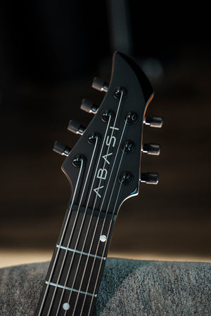ĒMI 7 // MASTER SERIES // BLACK