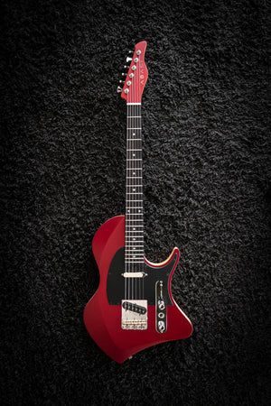 LARADA SPACE T // Sapphire Red