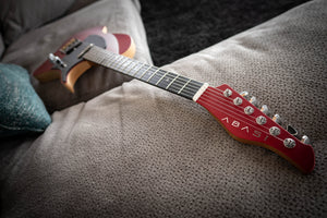 LARADA SPACE T // Sapphire Red