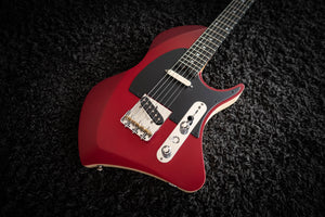 LARADA SPACE T // Sapphire Red