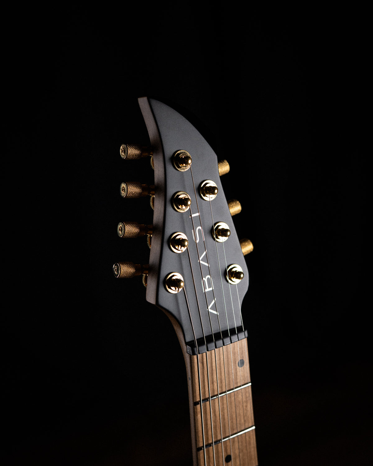 ĒMI 7 // MASTER SERIES // BLACK BEAUTY