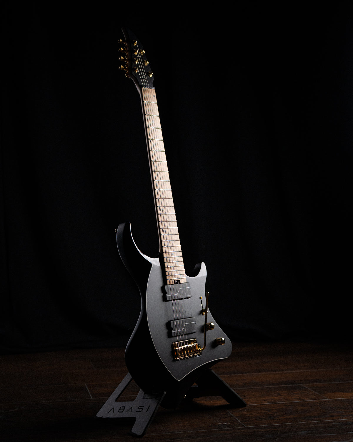 ĒMI 7 // MASTER SERIES // BLACK BEAUTY