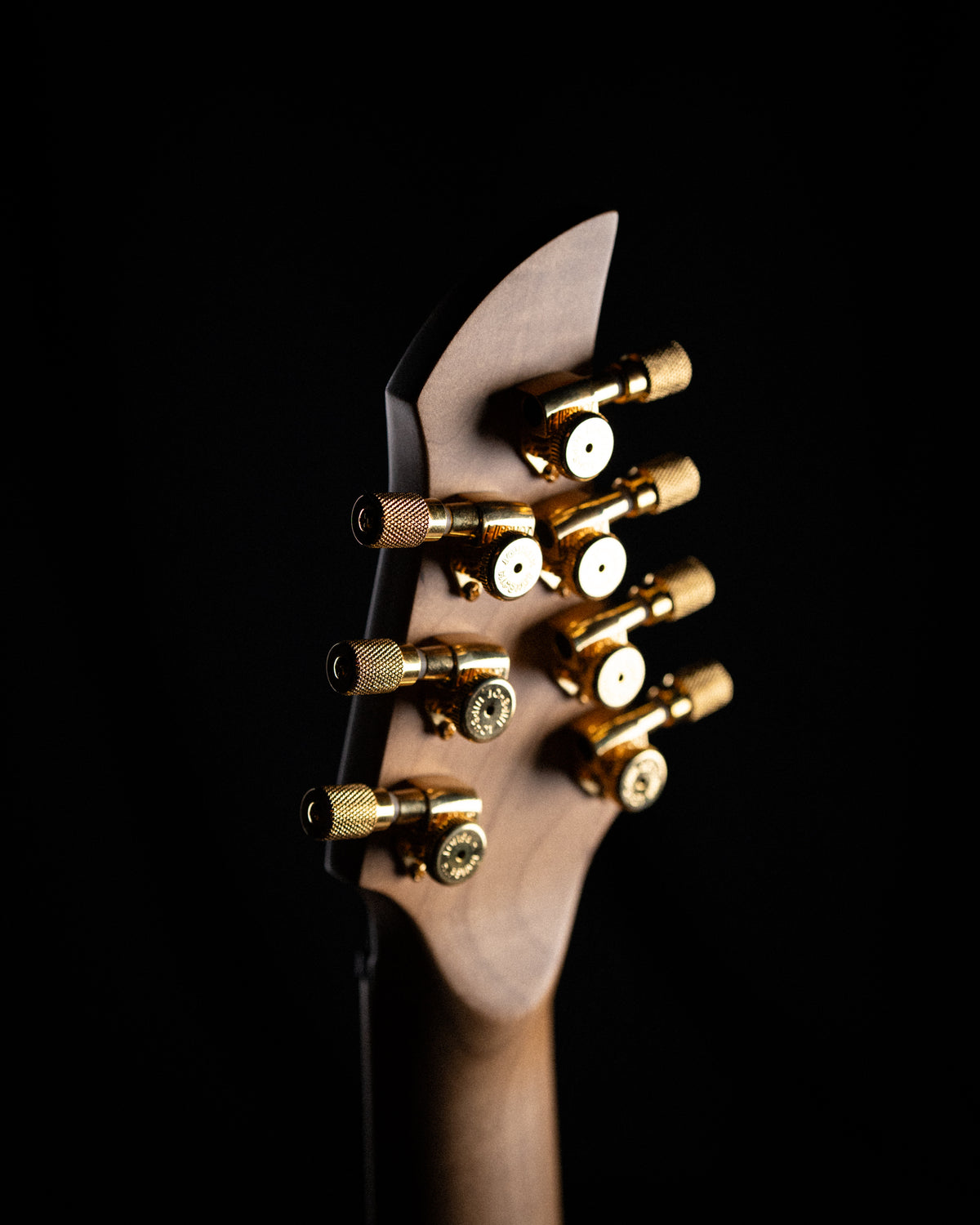 ĒMI 7 // MASTER SERIES // BLACK BEAUTY