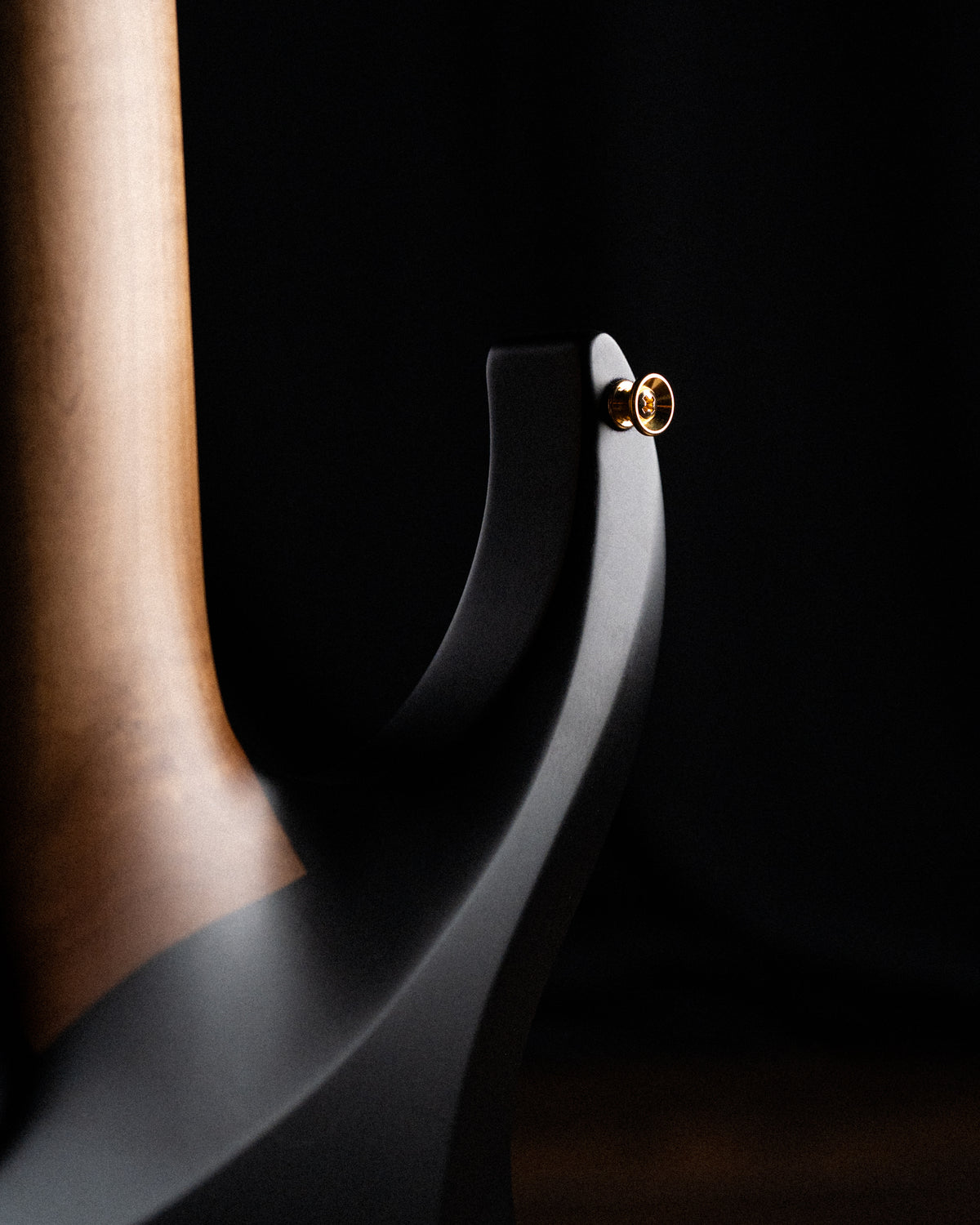 ĒMI 7 // MASTER SERIES // BLACK BEAUTY