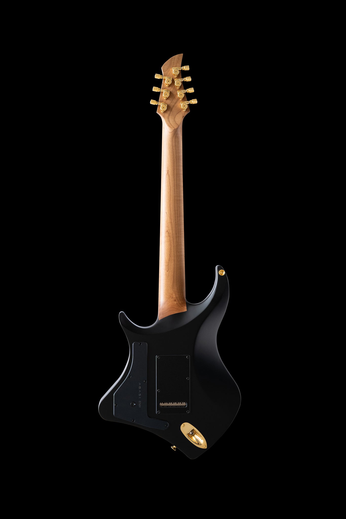 ĒMI 7 // MASTER SERIES // BLACK BEAUTY