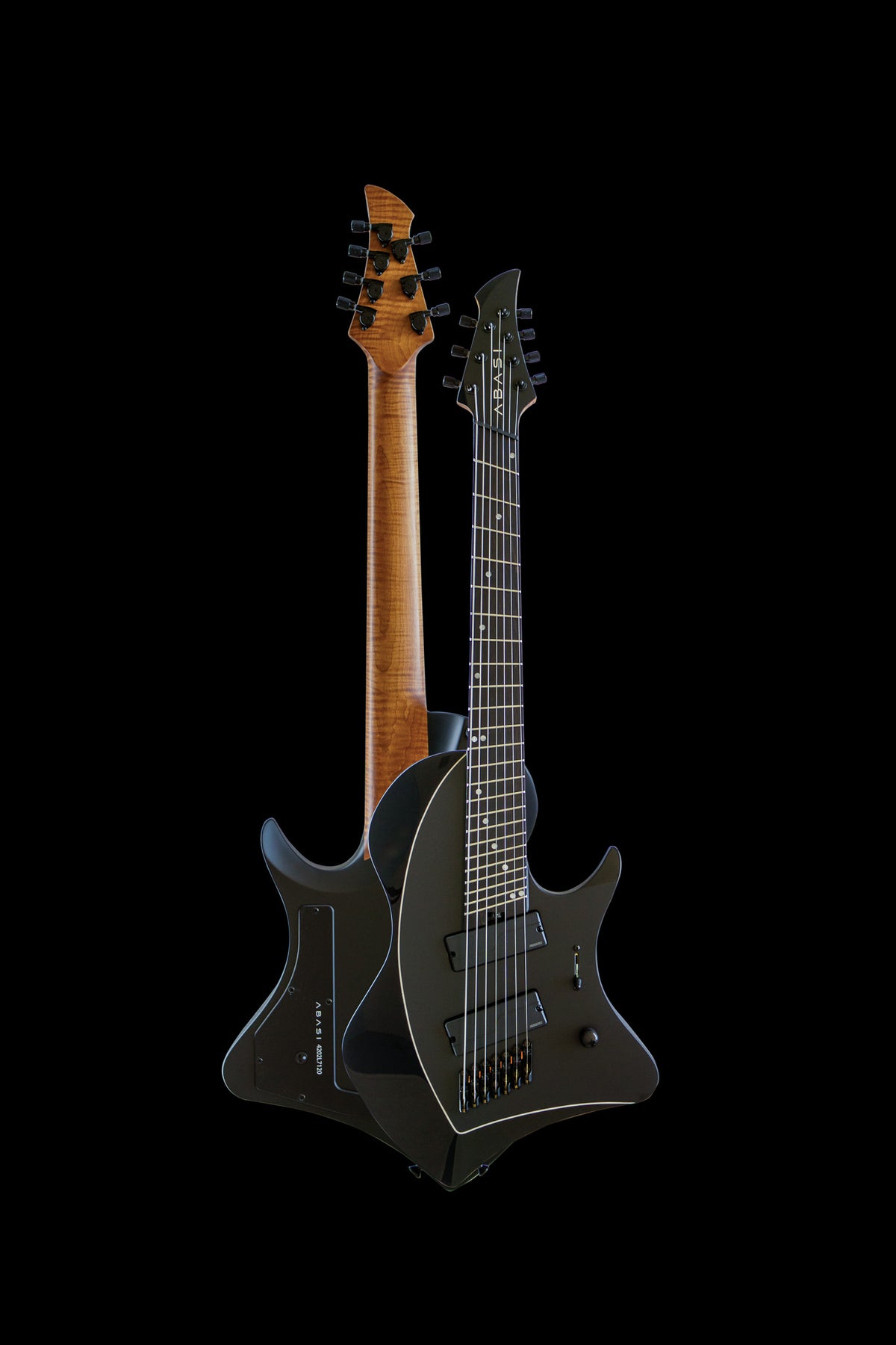 LARADA 7 // Master Series // Black