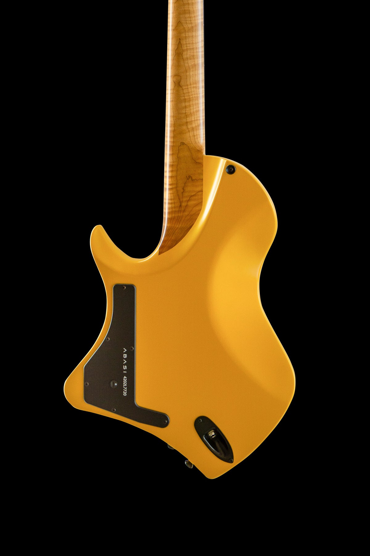 LARADA 7 // Master Series // Solarbeam Yellow