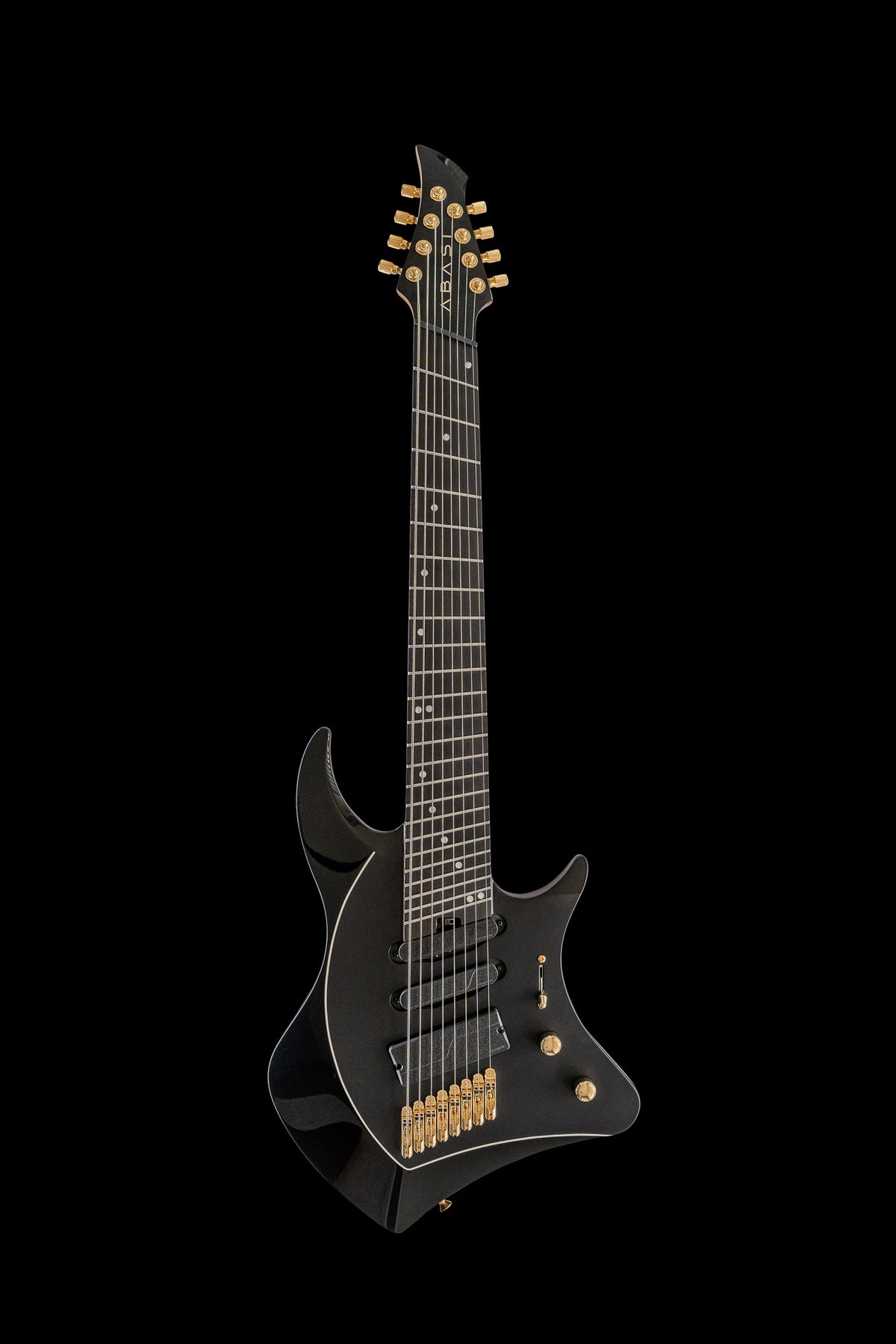 ĒMI 8 // MASTER SERIES // BLACK BEAUTY