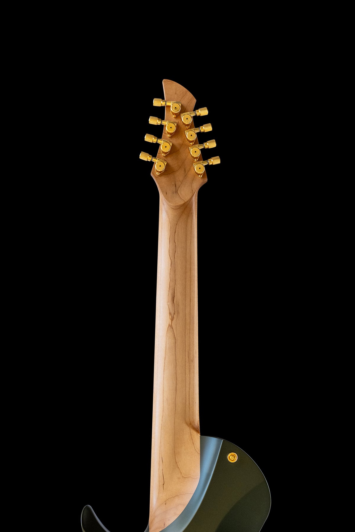 LARADA 8 // Master Series // Bell Garden Green