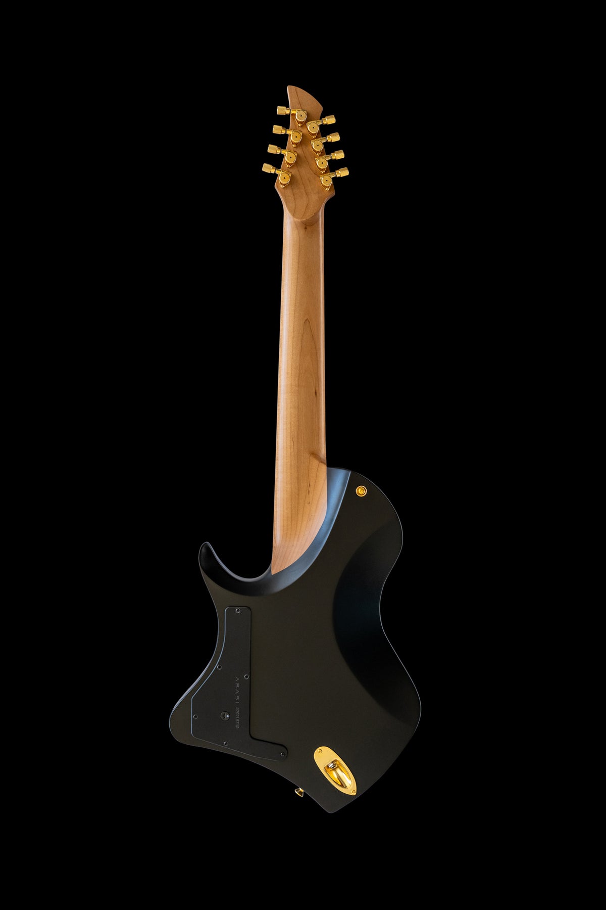 LARADA 8 // Master Series // Black Beauty