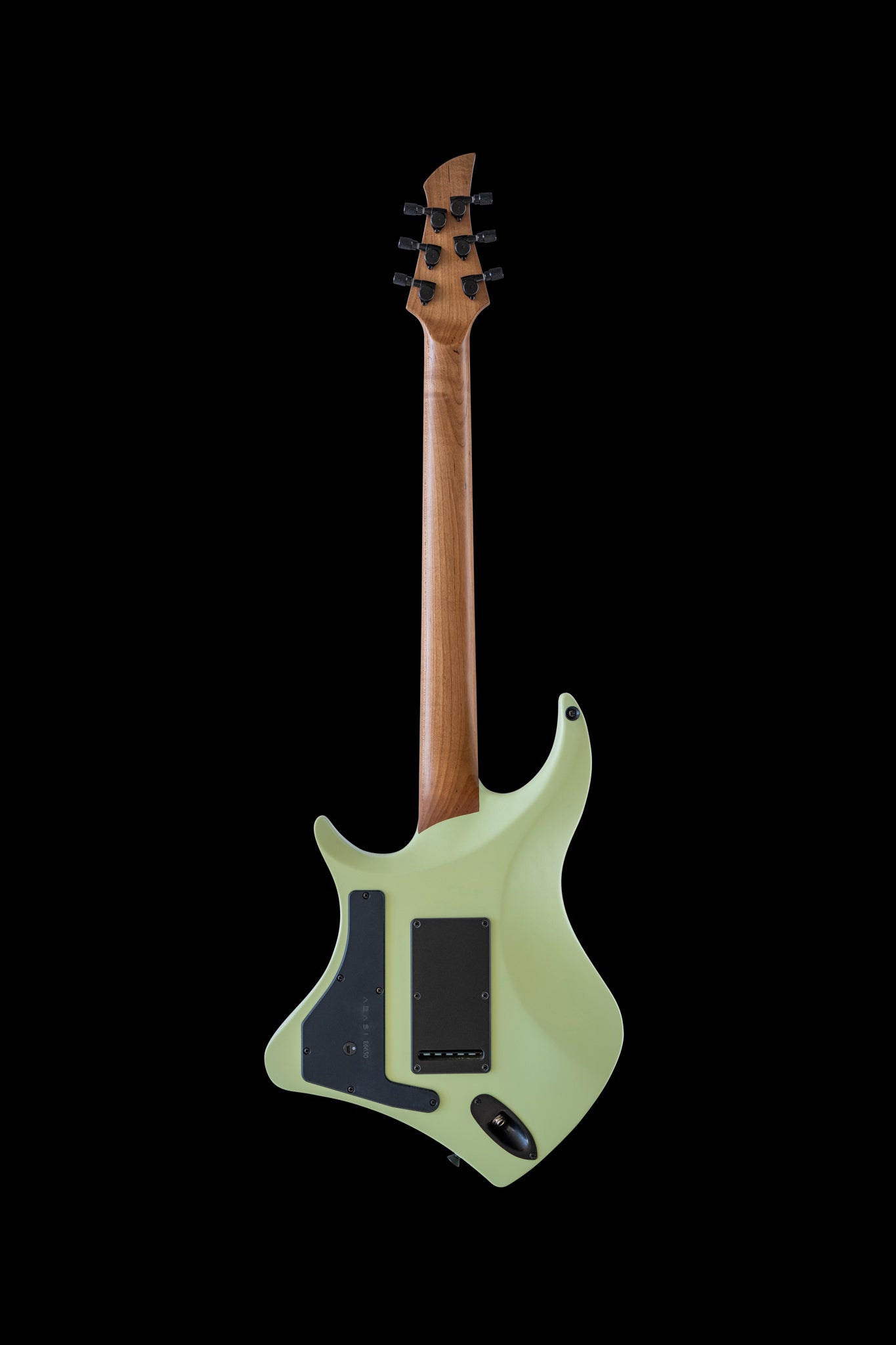 ĒMI 6 // MASTER SERIES // MINT