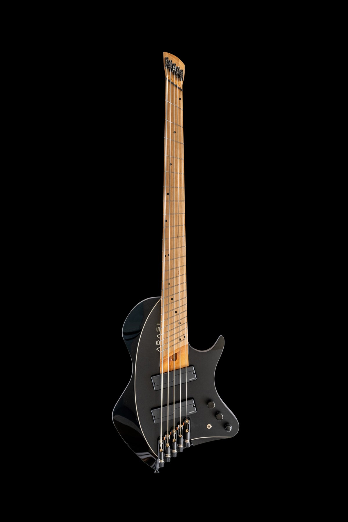 Larada 5 Bass // Master Series // Black