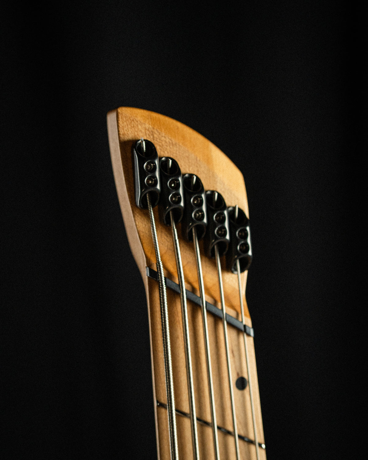 Larada 5 Bass // Master Series // Chartreuse