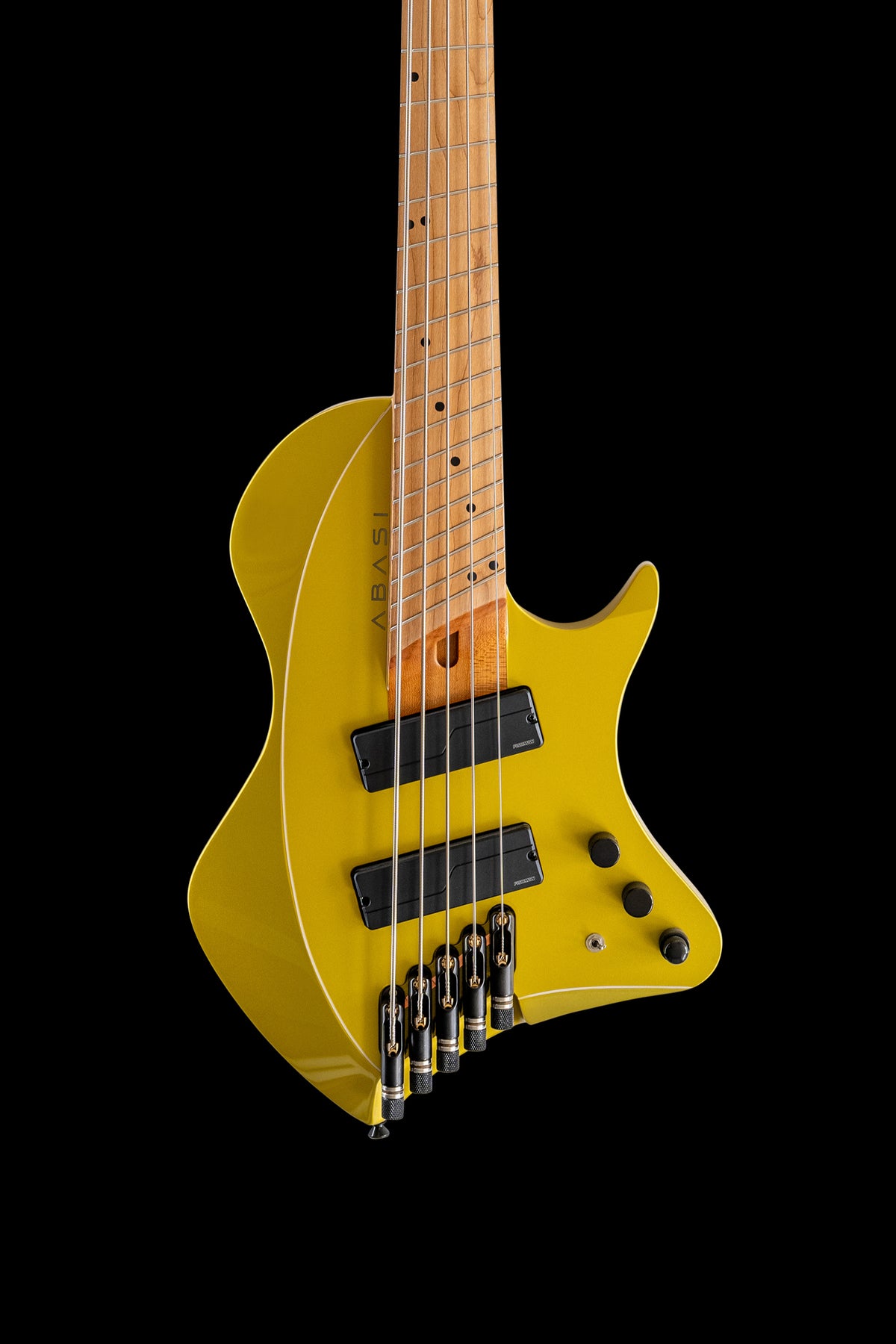 Larada 5 Bass // Master Series // Chartreuse