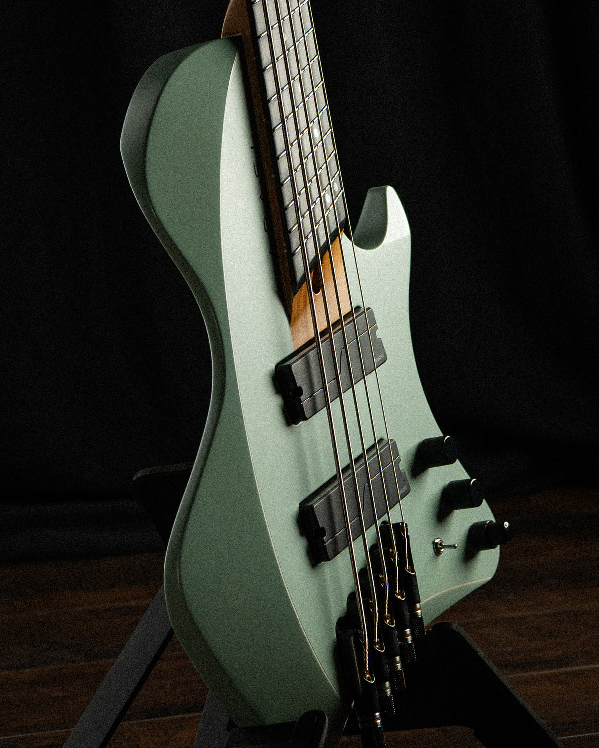 Larada 5 Bass // Master Series // Sage