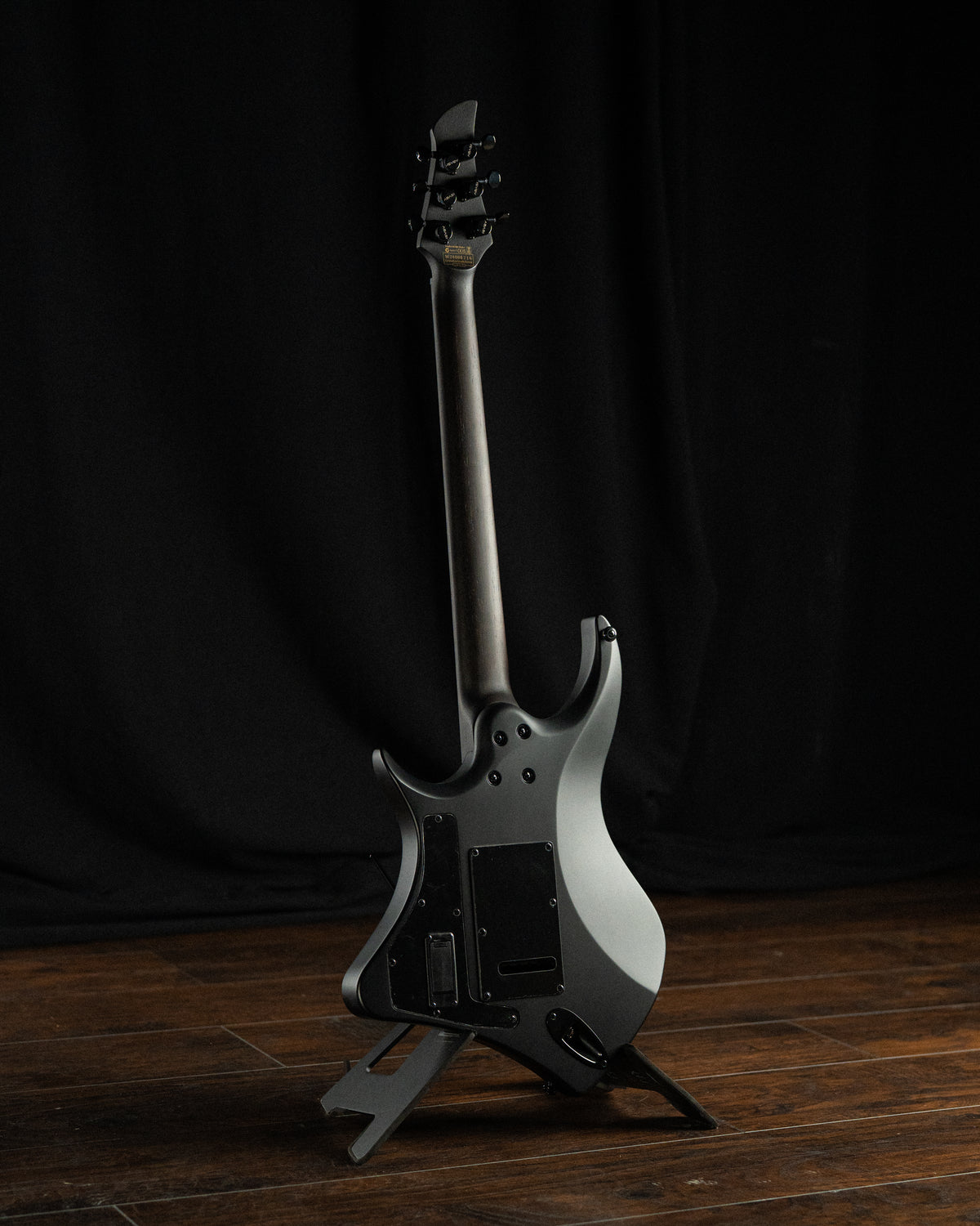 ēmi 6 // Legion // Charcoal Burl