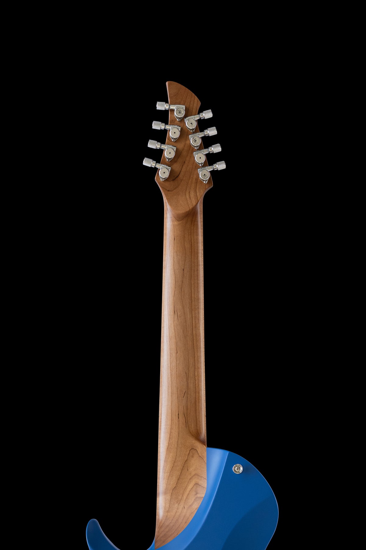 LARADA 8 // Master Series // Clarion Blue