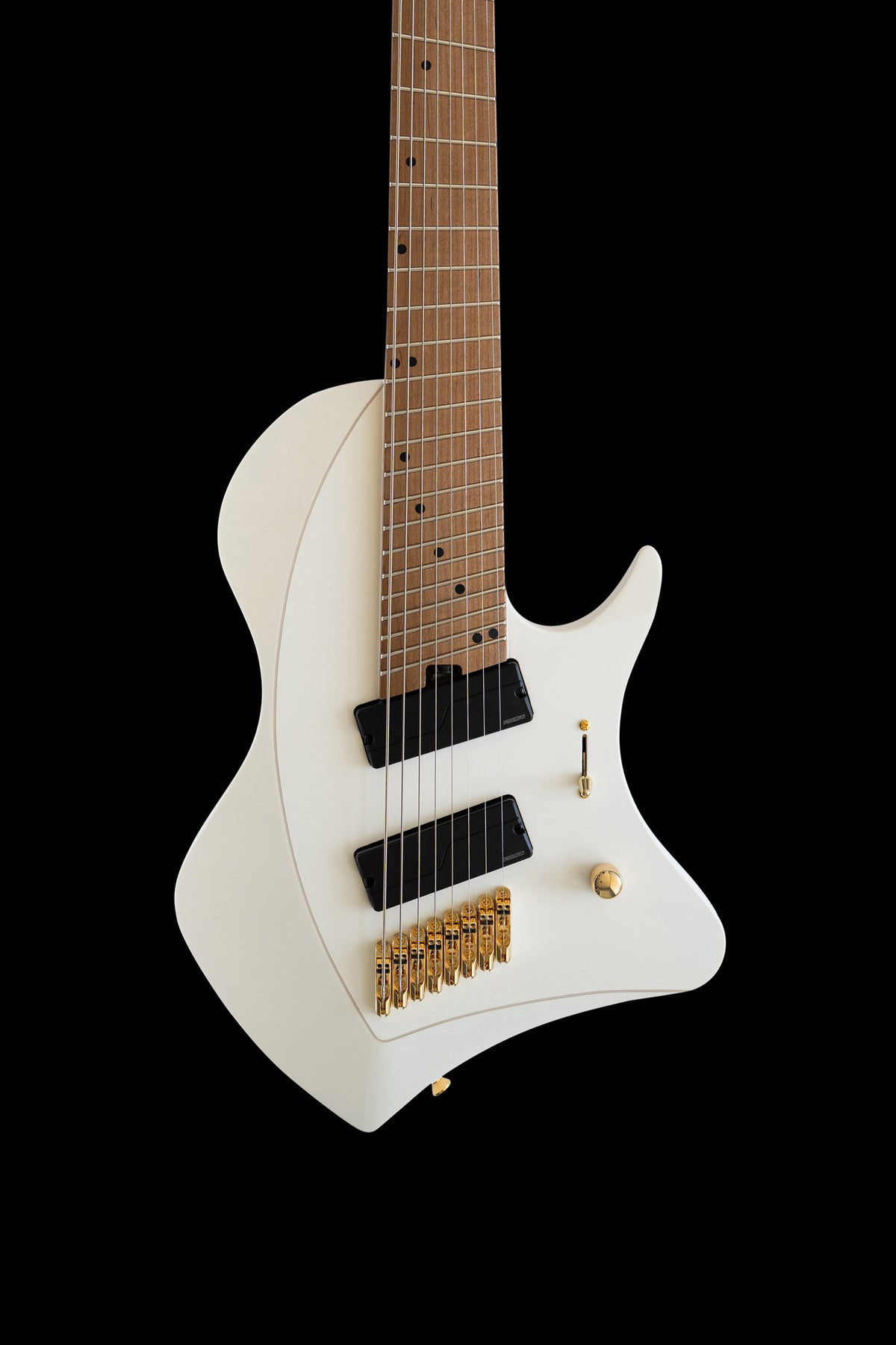 LARADA 8 // Master Series // Tundra