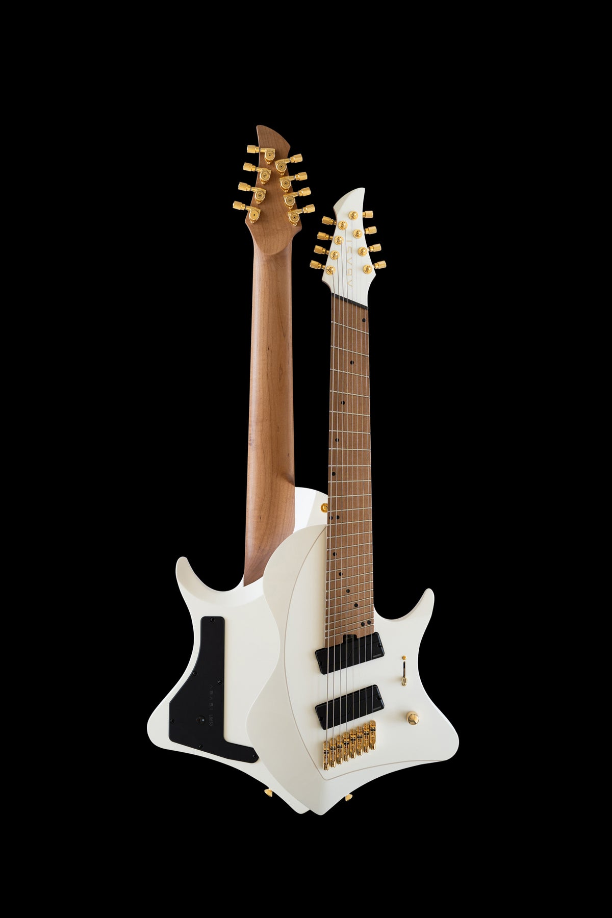 LARADA 8 // Master Series // Tundra