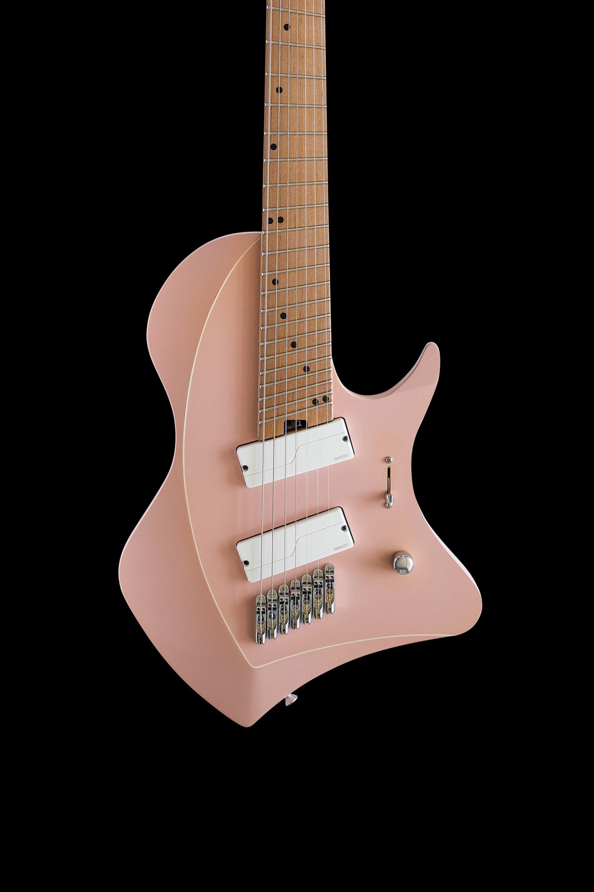 LARADA 7 // Master Series // Shell Pink [Relic]