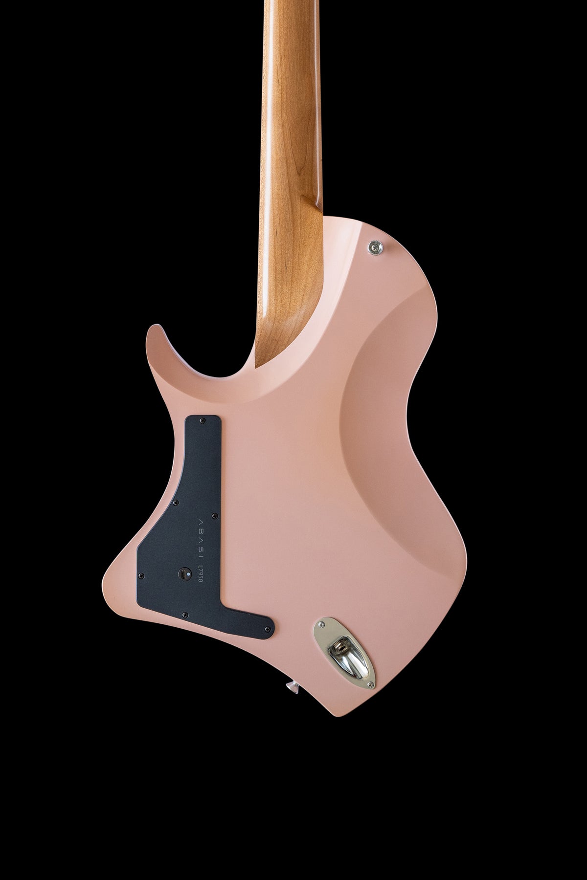 LARADA 7 // Master Series // Shell Pink [Relic]