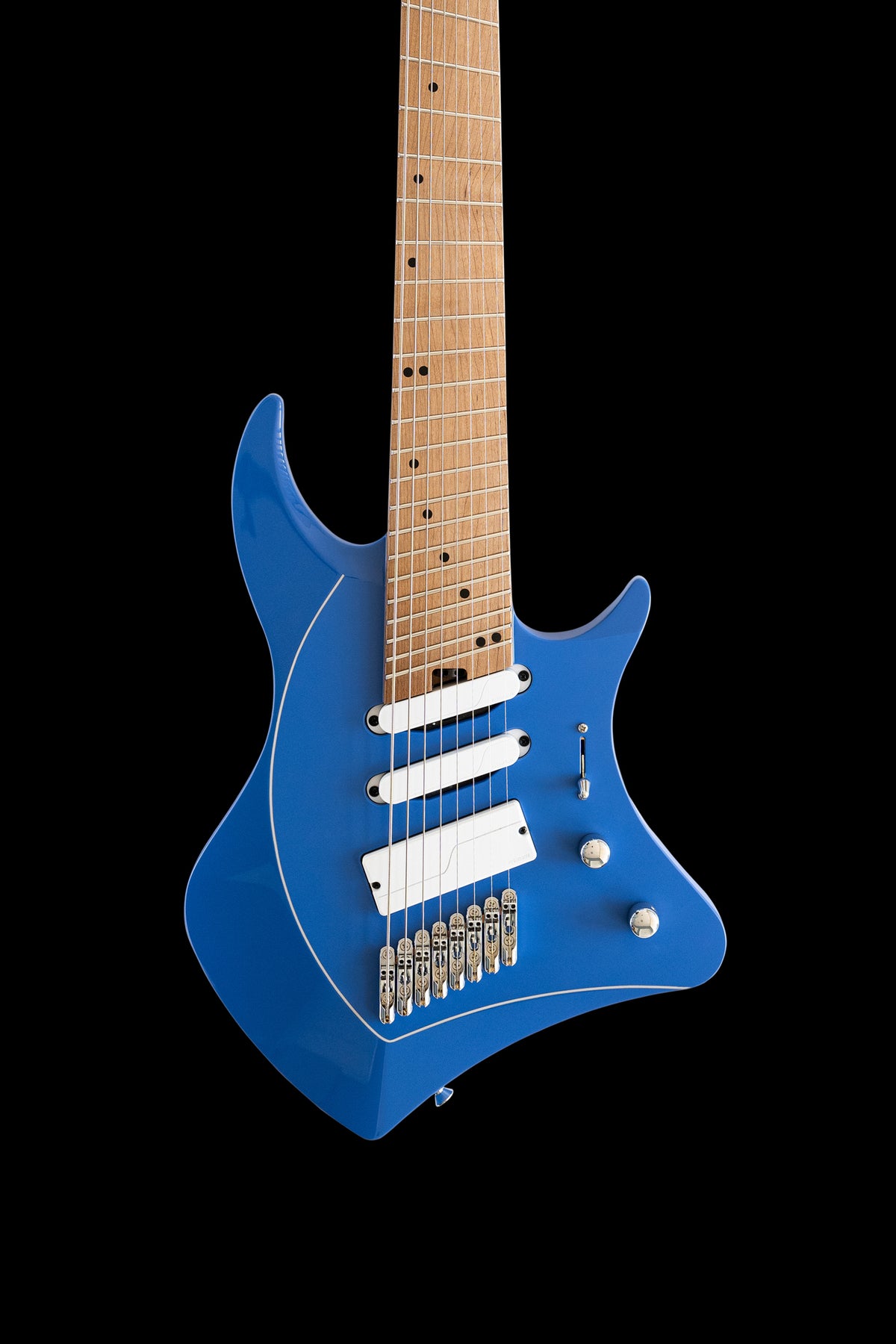 ĒMI 8 // MASTER SERIES // CLARION BLUE