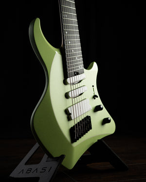 ĒMI 8 // MASTER SERIES // MINT