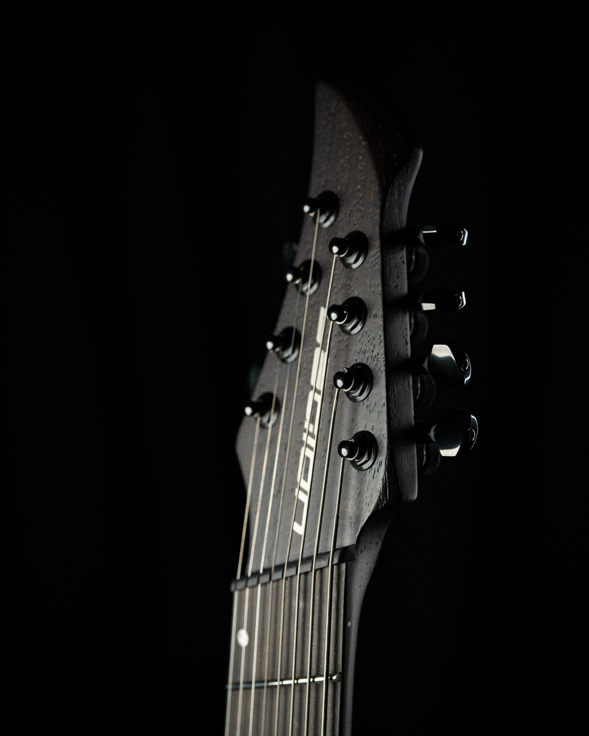 LARADA 8 LEFTY // Legion // Charcoal Burl