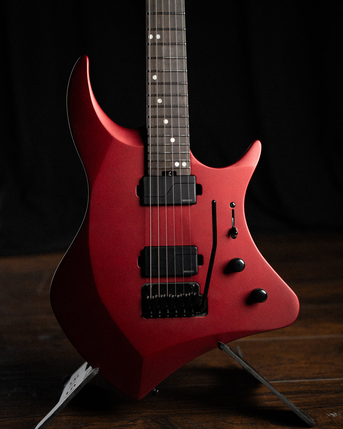 ēmi 6 // Legion // Crimson Metallic