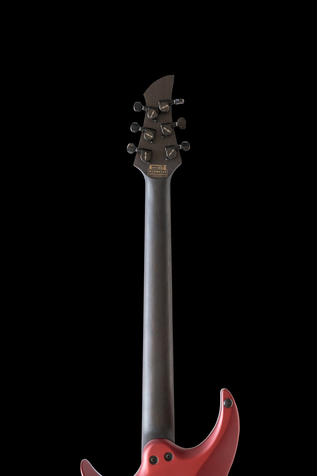 ēmi 6 // Legion // Crimson Metallic