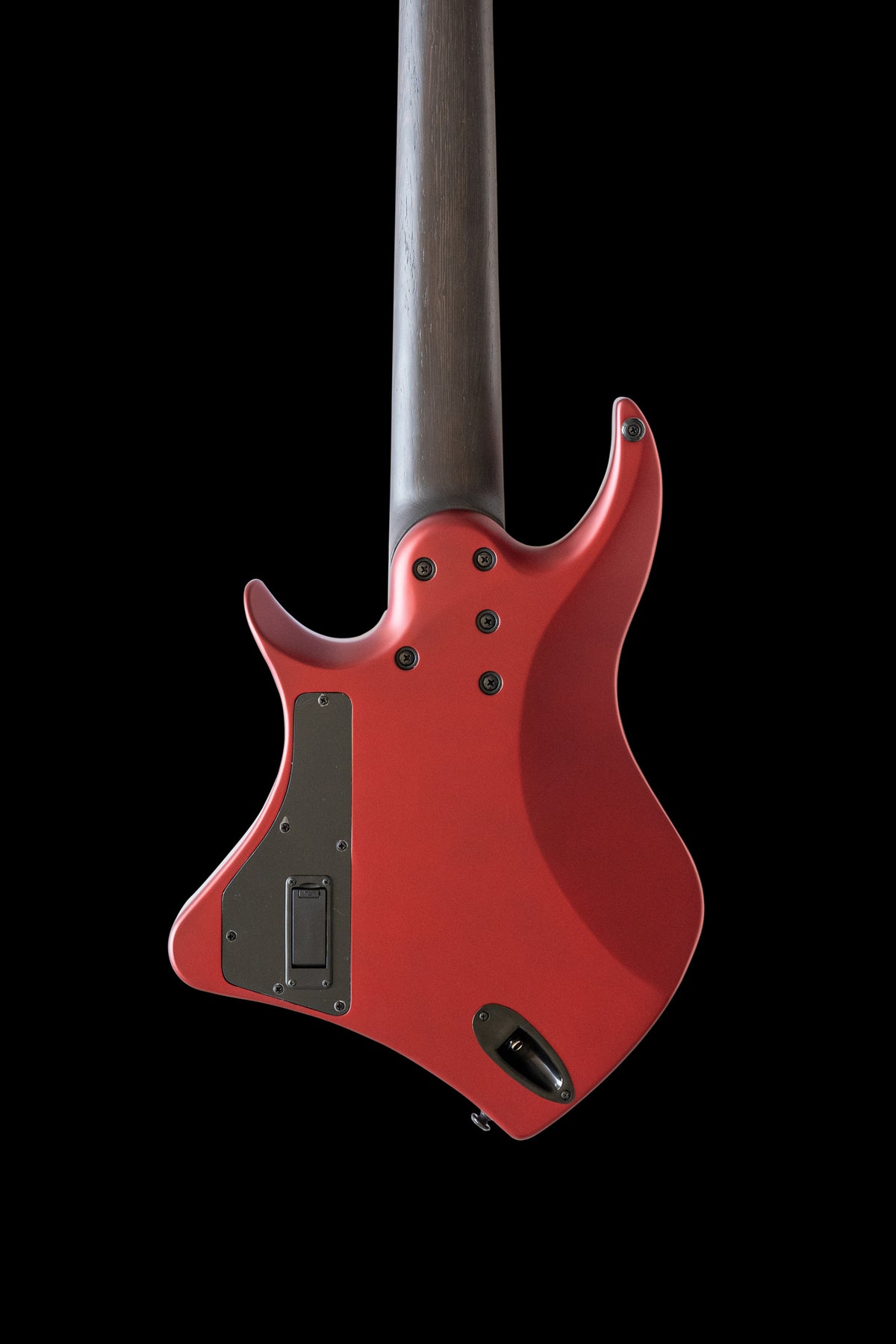 ēmi 8 // Legion // Crimson Metallic