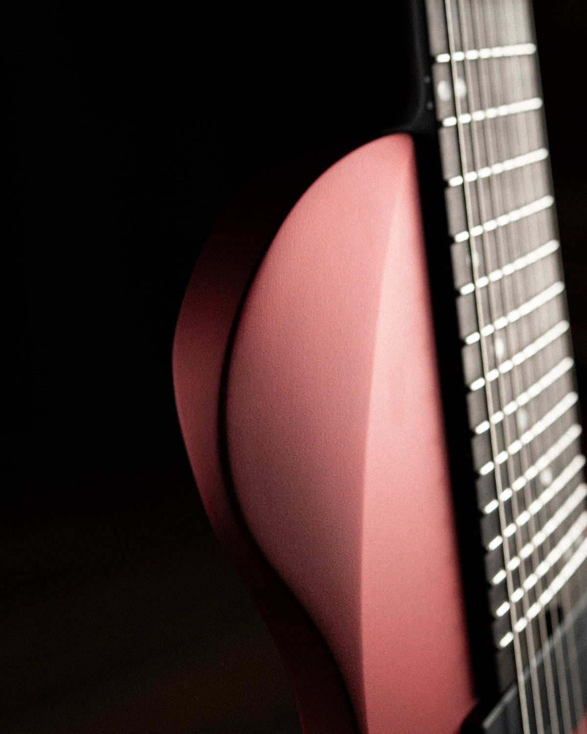 LARADA 8 // Legion // Crimson Metallic