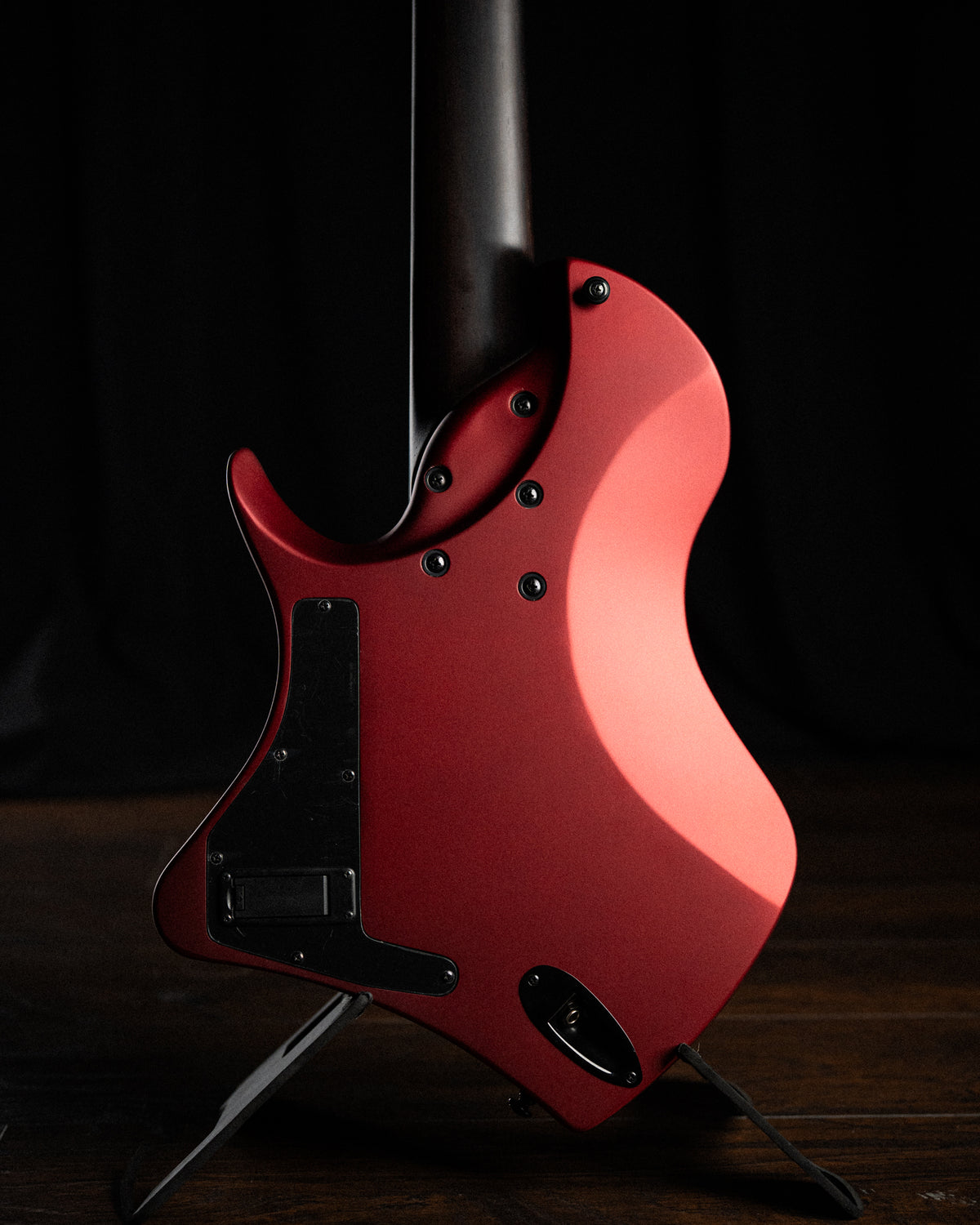 LARADA 8 // Legion // Crimson Metallic