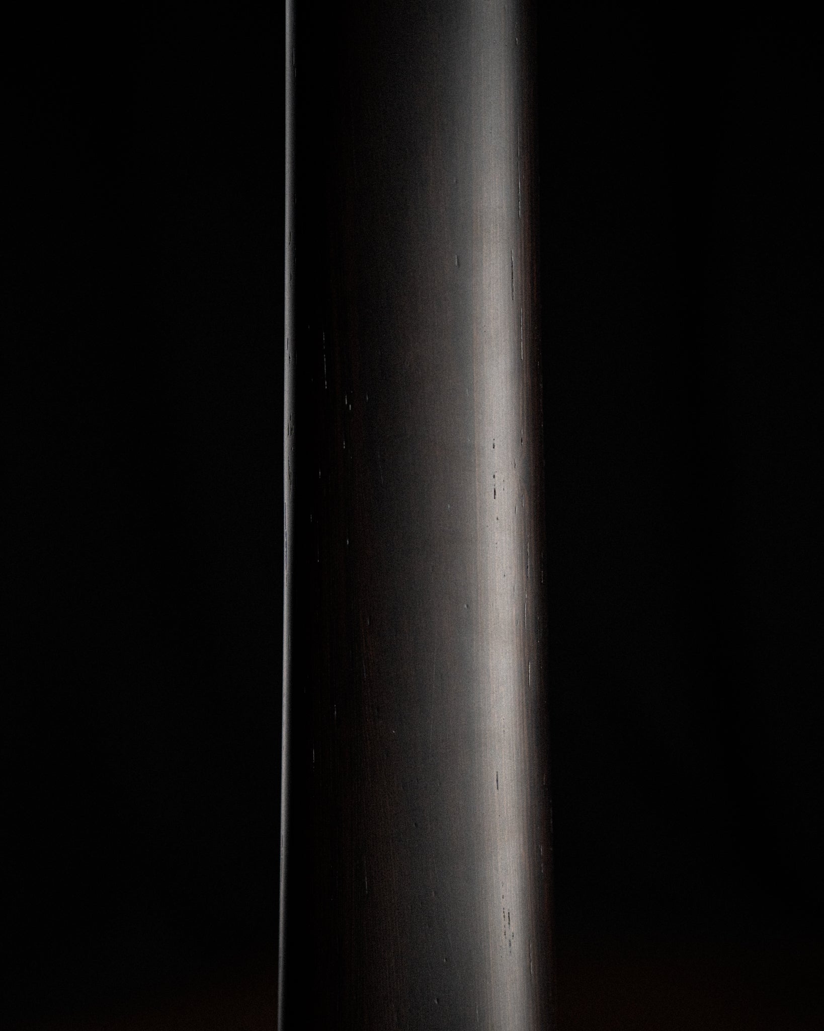 LARADA 8 // Legion // Crimson Metallic