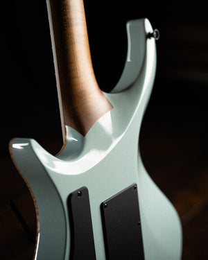 ĒMI 7 // CUSTOM // JADE [Ebony FB]