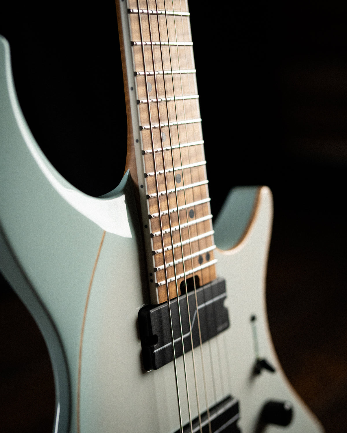 ĒMI 7 // CUSTOM // JADE