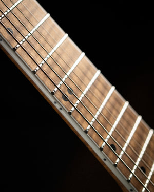 ĒMI 7 // CUSTOM // JADE