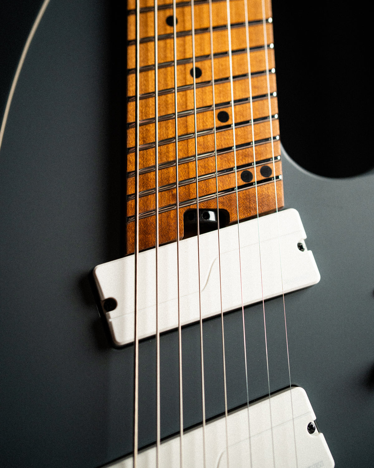 LARADA 8 // Master Series // Basalt