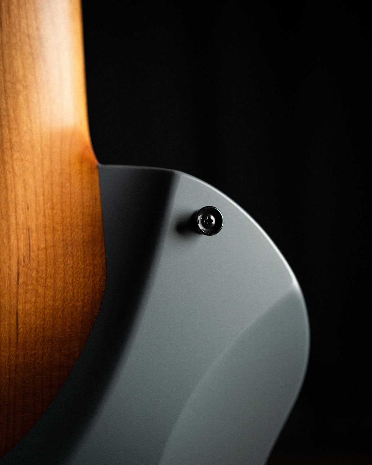 LARADA 8 // Master Series // Basalt