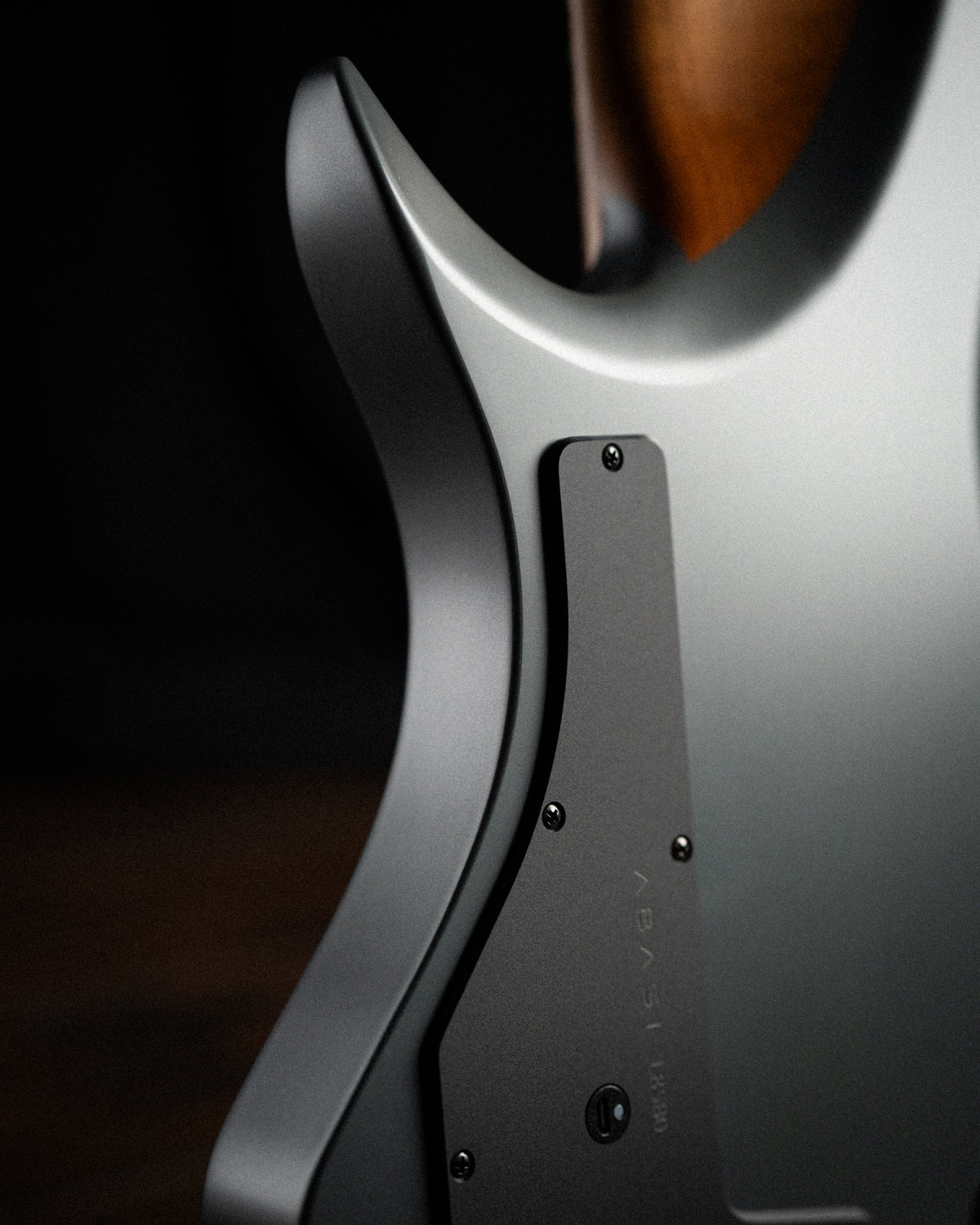 LARADA 8 // Master Series // Basalt