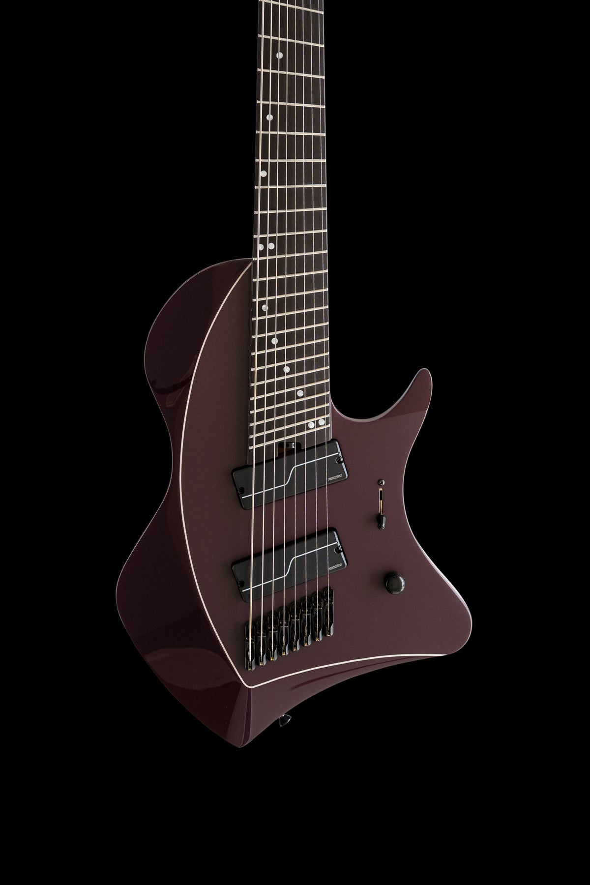 LARADA 8 // Master Series // Aubergine