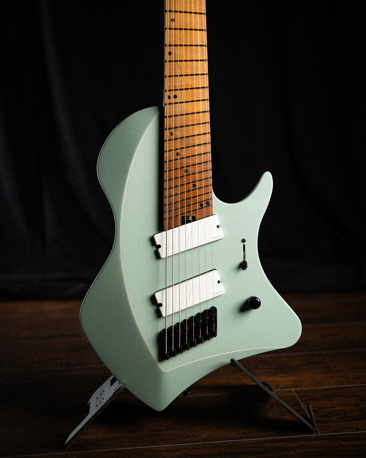 LARADA 8 // Master Series // Sage